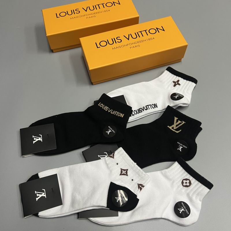 LV socks (2)